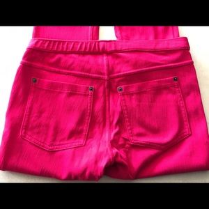 June & Daisy Hot Pink Denim Cropped Leggings